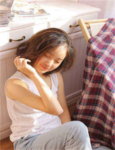 《看女的的BB视频》
