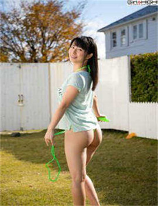 《天天插日日操》
