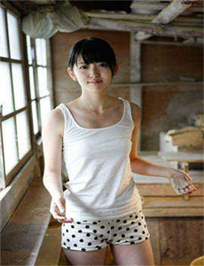 《小sao货叫大声点妓女高H》