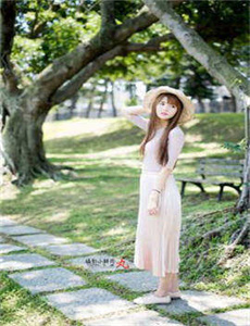 《小小水蜜桃视频高清在线播放》