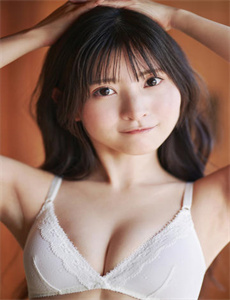 《日本丰满大乳大屁股A片》