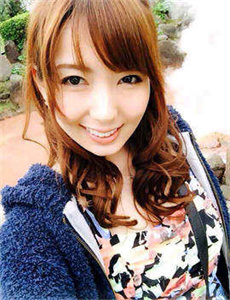 《昭君出塞李彩桦》
